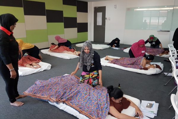 Kelas rawatan selepas bersalin