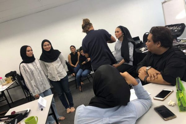 8de2eee8-e9d6-4d64-915c-31e0f0957ddb